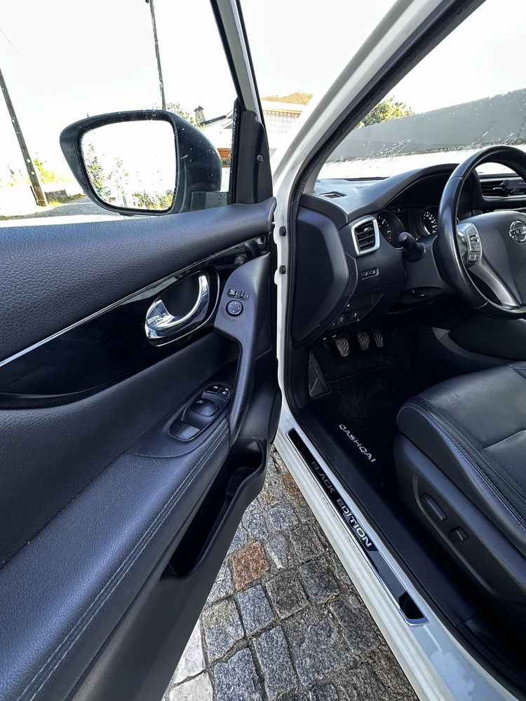 Nissan Qashqai Black Edition