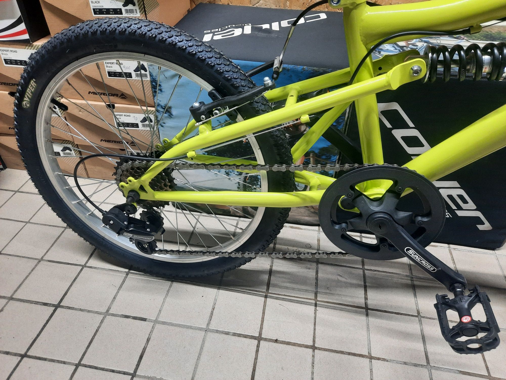 Bicicleta btt criança  roda 20 nova