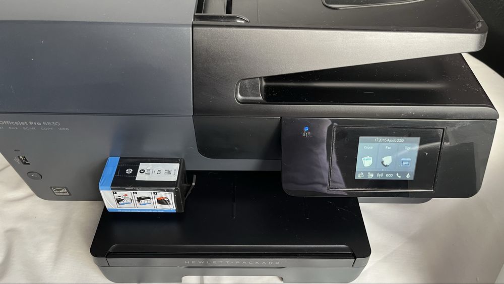 HP OfficeJet Pro 6830 (avariada peças/reparação)