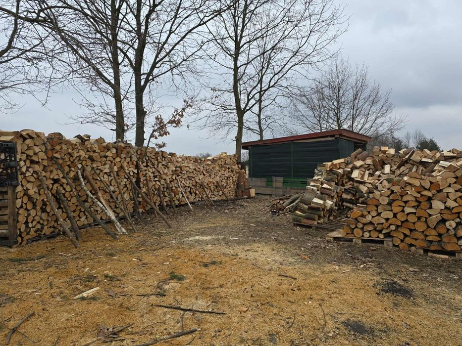 Sprzedam Drewno Opałowe Łupane (Sezonowane)