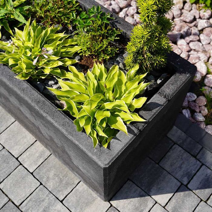 Donica ogrodowa betonowa Stolik ogród doniczka na rośliny krzewy