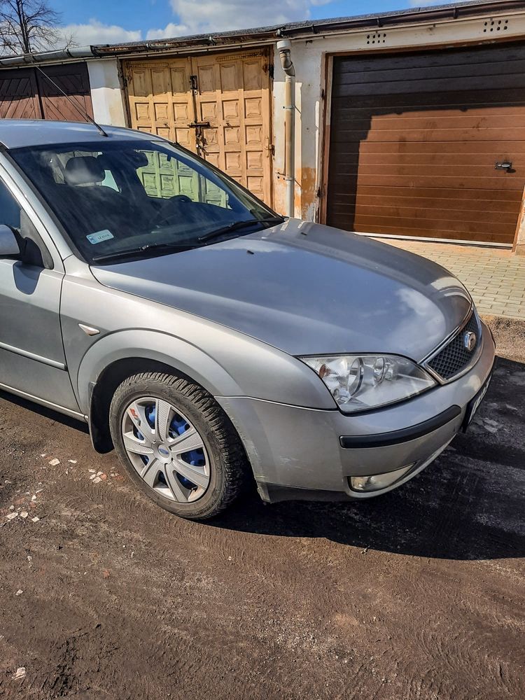 FORD MONDEO MK III Ghia Hatchback 2005 r.