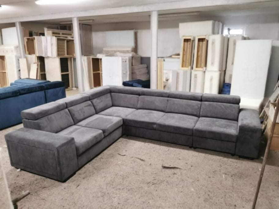 Narożnik 260x260 cm z funkcją spania Regulowane zagłówki