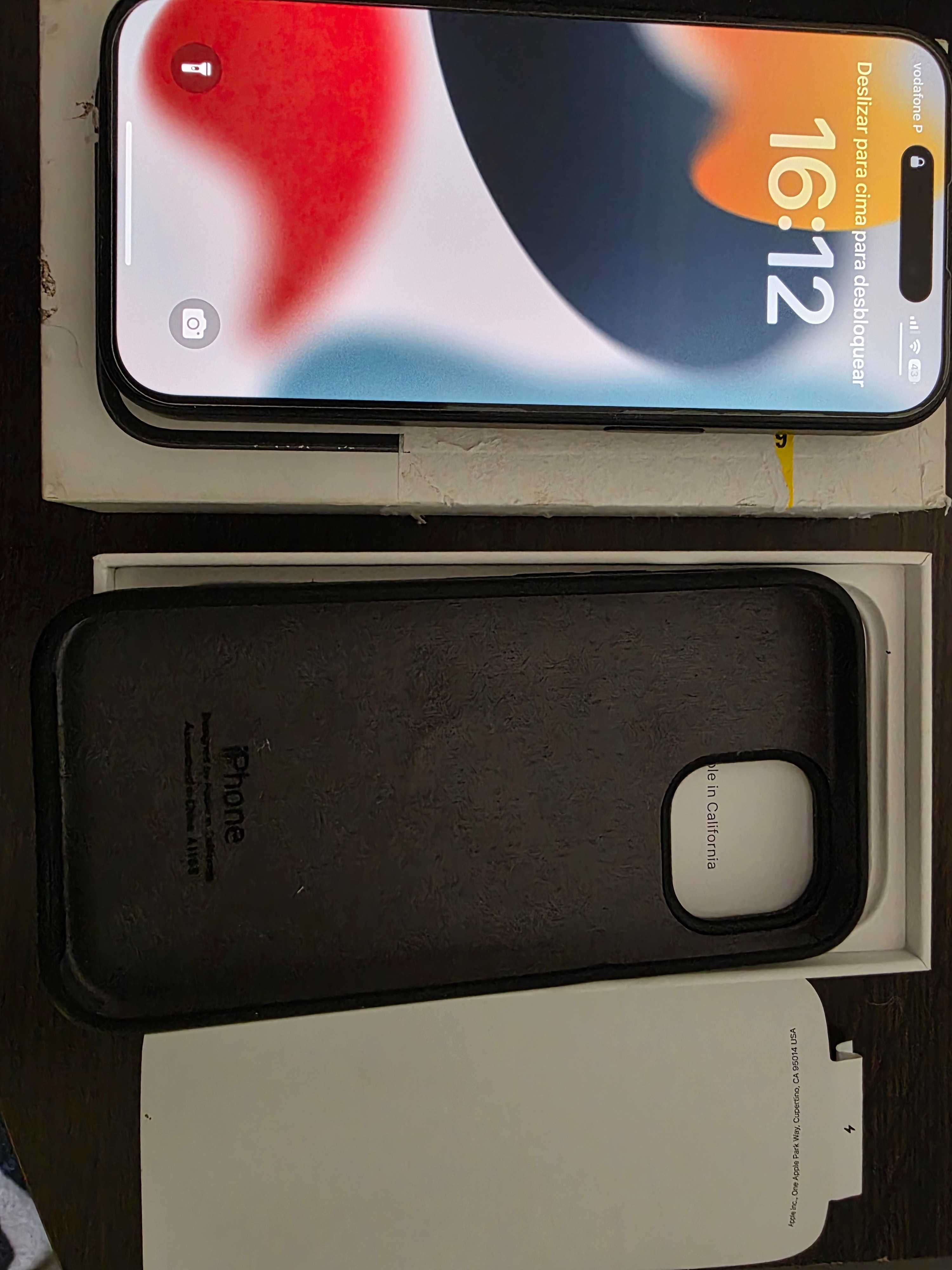 iPhone 15 128 gb preto + capa preta