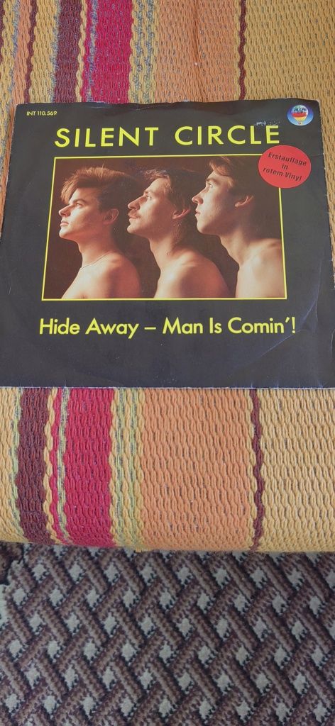 Silent Circle-Hide Away-Man Is Coming, 7"singiel winylowy