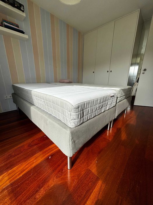 Conjunto 2 sommier e colchões de solteiro