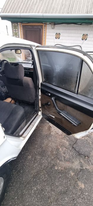 Продам Волгу 2410
