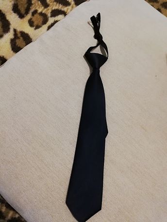 черный галстук для детей