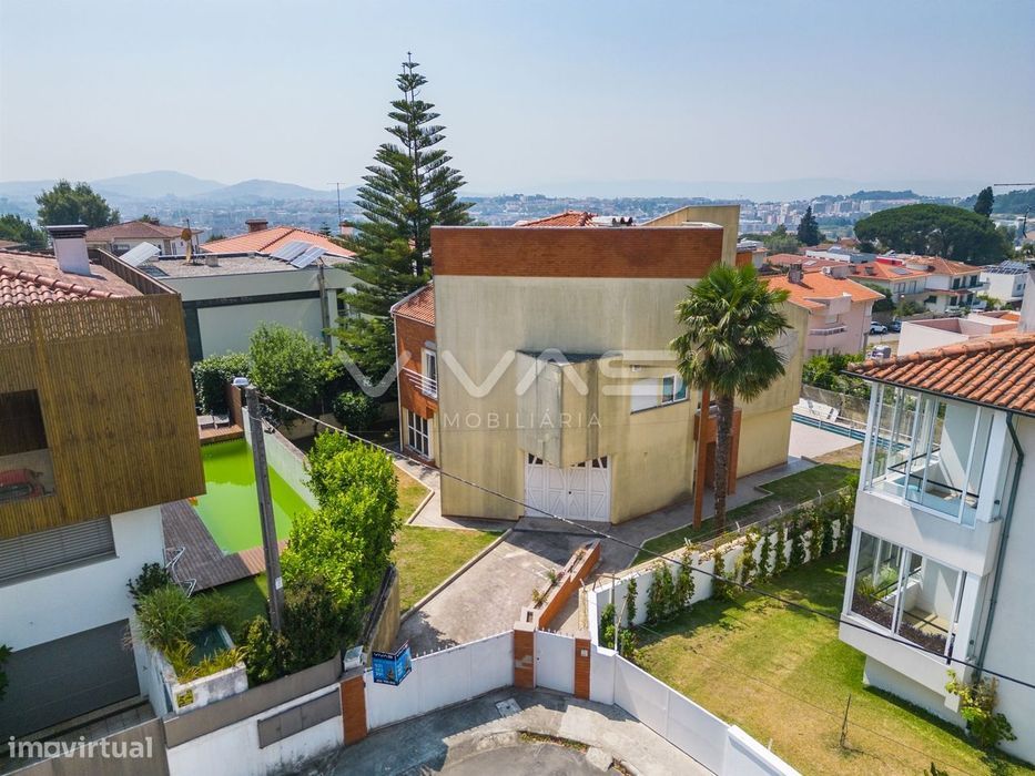 Moradia T4 Venda em Nogueiró e Tenões,Braga