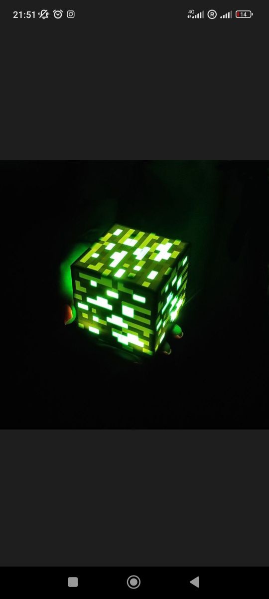 Нічник Майнкрафт Смарагдова руда Minecraft Emerald ore Green light лам