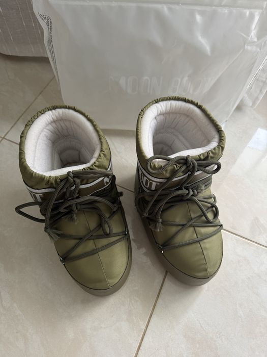 Луноходи, зимові сапоги жіночі Moon Boot короткі 36/38 хакі
