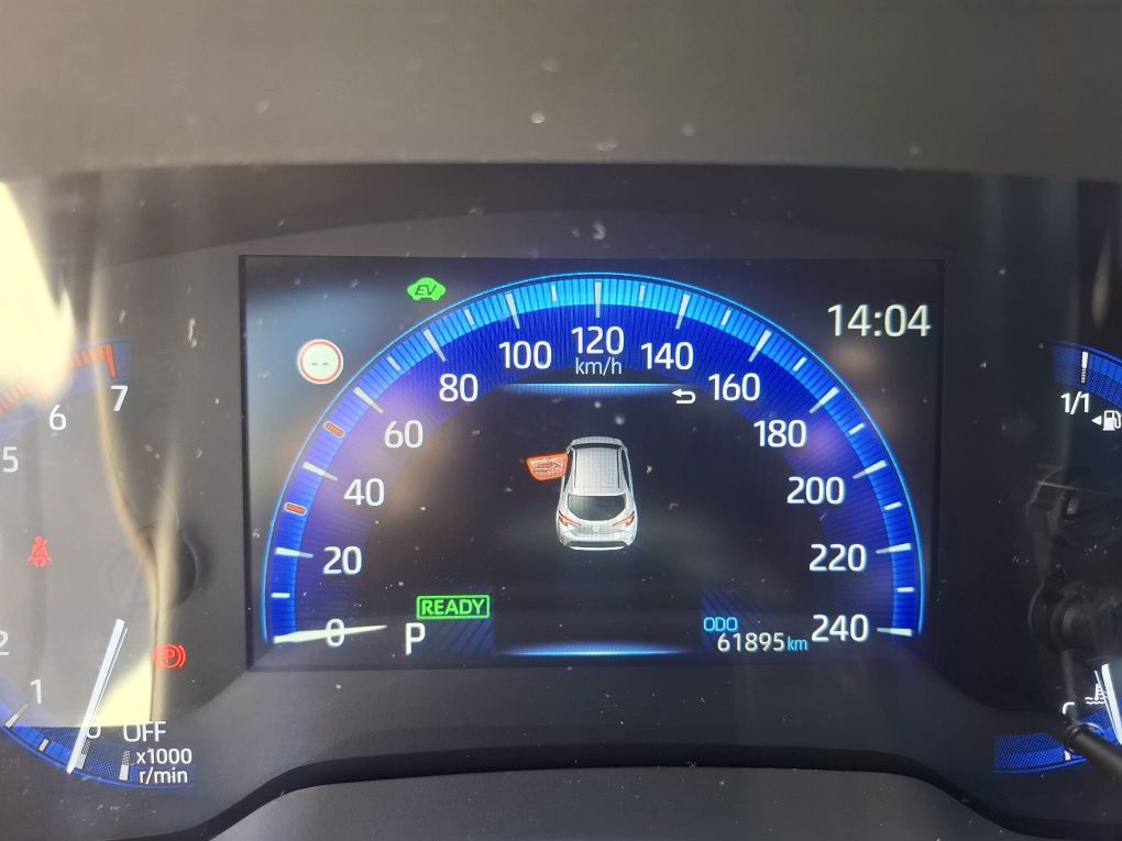 Vendo Toyota Corolla híbrido 1.8
Em bom estado do ano 2021 com 62000km