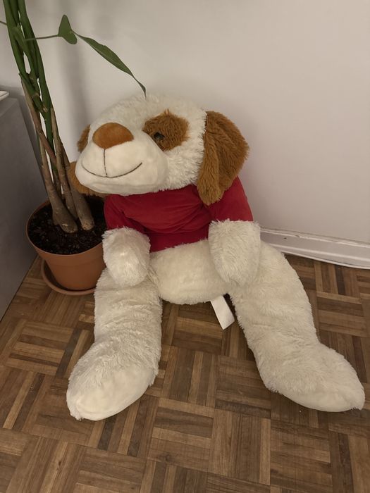 Peluche cão gigante