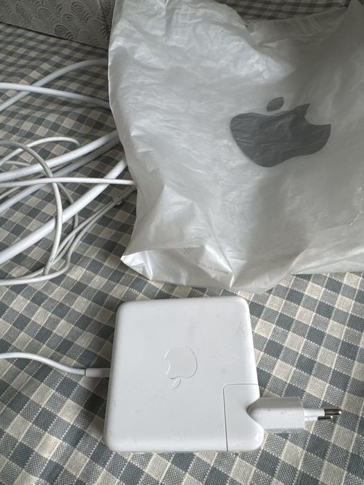 Ładowarka APPLE MagSafe 2 power adapter 85 w model A1424