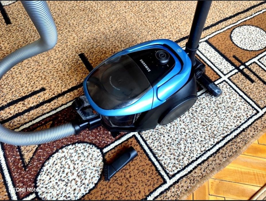 Пилосос samsung 1800w у нормальному стані