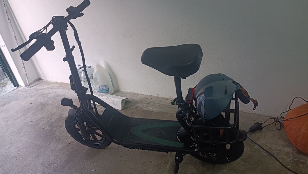 Trotinete Nova preta