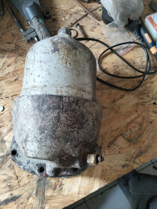 Центрифуга (фильтр масляный центробежный) Т-25, Т-16 Д22-1407500