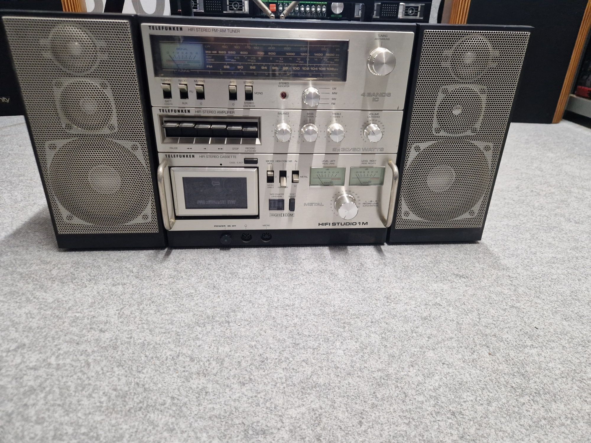 Radiomagnetofon Telefunken studio M1