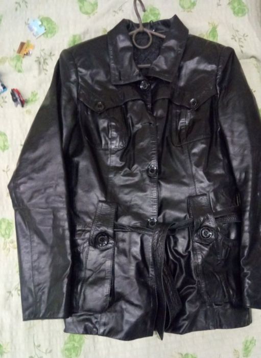 Кожаная куртка, піджак