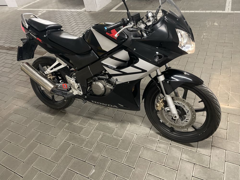Honda CBR 125 Bardzo dobry stan, niski przebieg, 100% oryginał