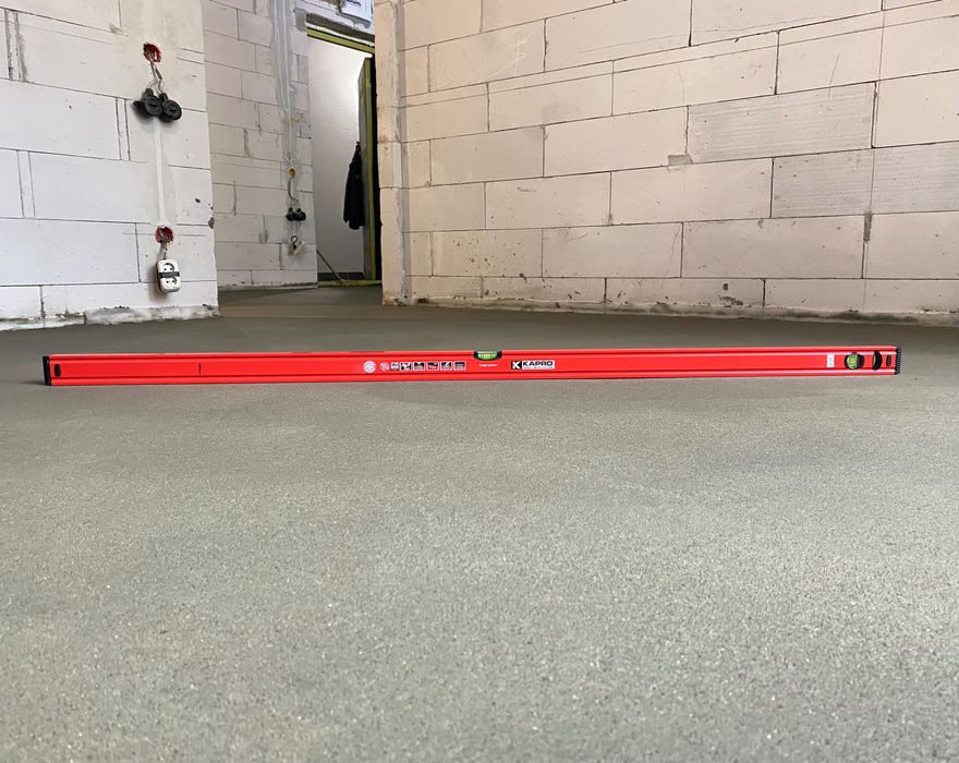 Напівсуха стяжка машинним способом