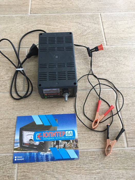 Автомобільний трансформаторний зарядний пристрій ЮПІТЕР М