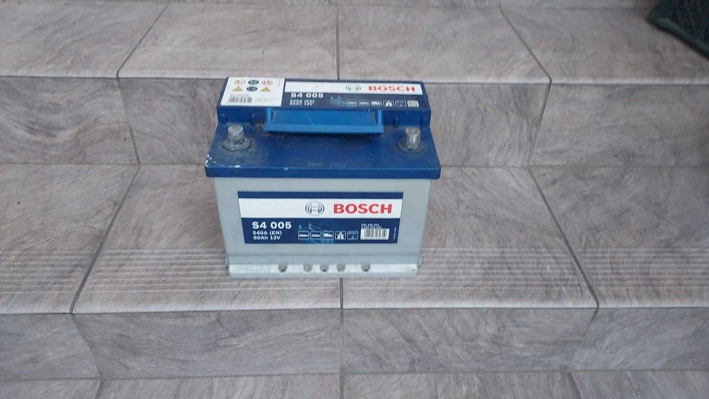 akumulator centra futura varta blue bosch 36ah 45ah  55ah 62ah 74ah