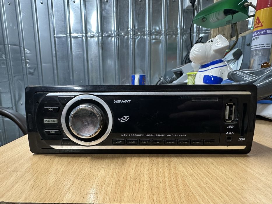 Магнитола SWAT MEX-1030UBW