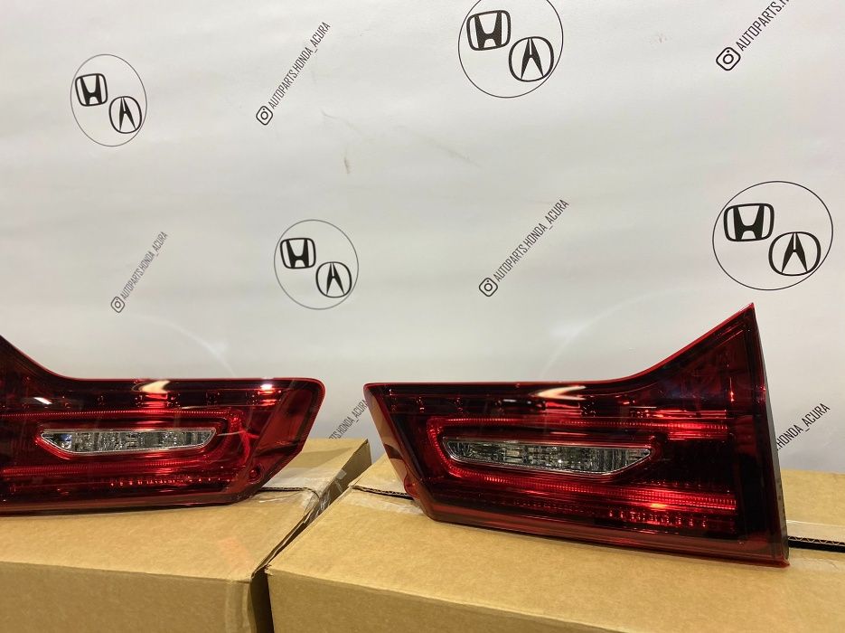 фонарь зад внутрений R/L Acura MDX 16-