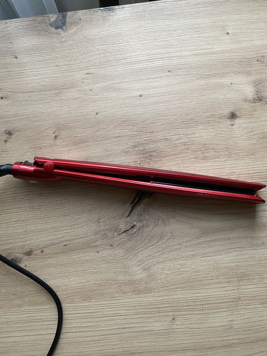 Продам утюжок для волосся Gama б/у