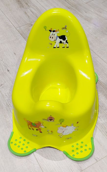 Nocnik + prześcieradła