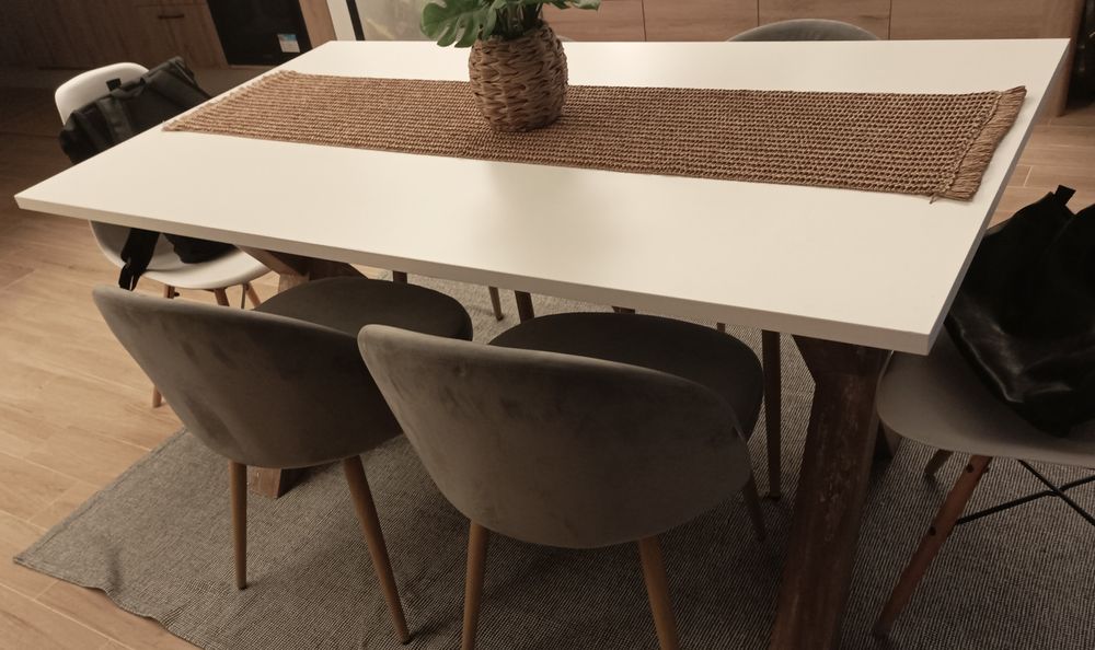 Vende-se Mesa de jantar