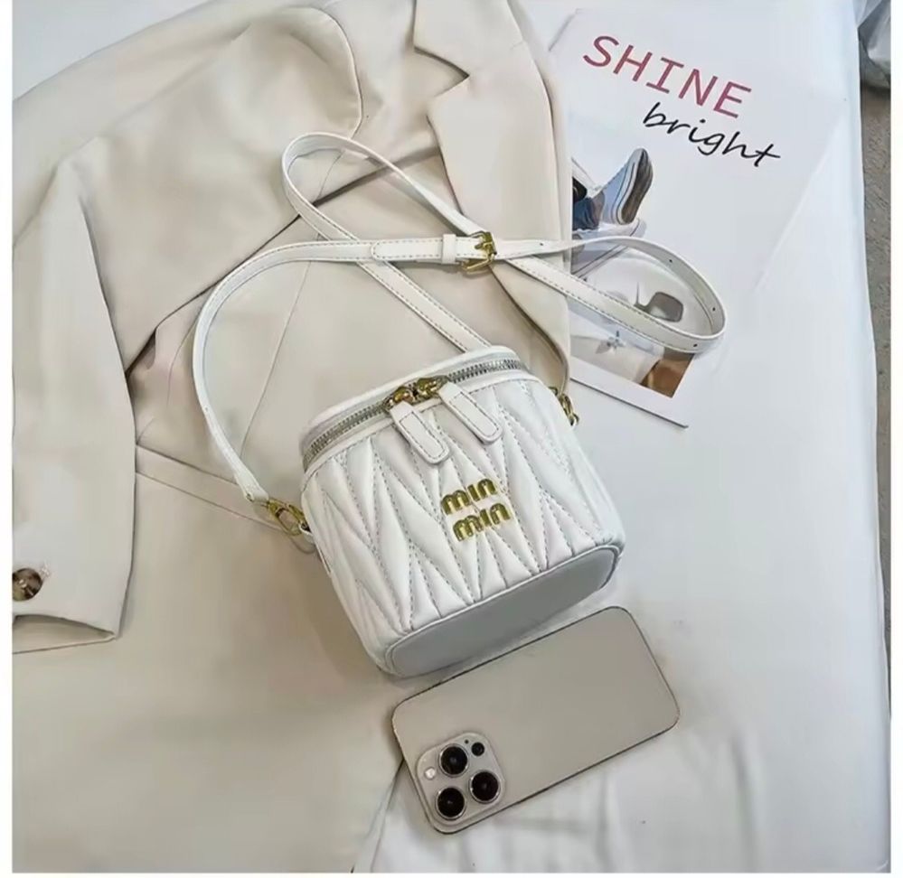 Мини сумка miu miu