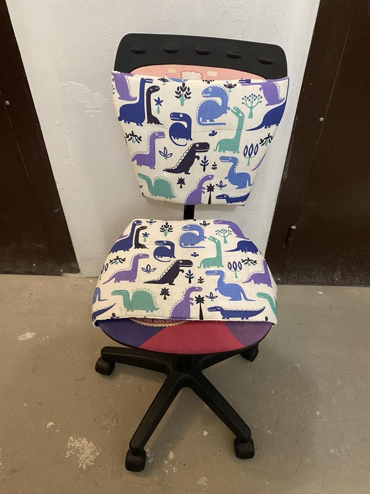 Продам стілець