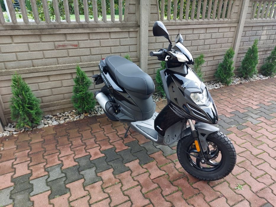 Piaggio Typhoon 50 2T 2013 rok dobry stan