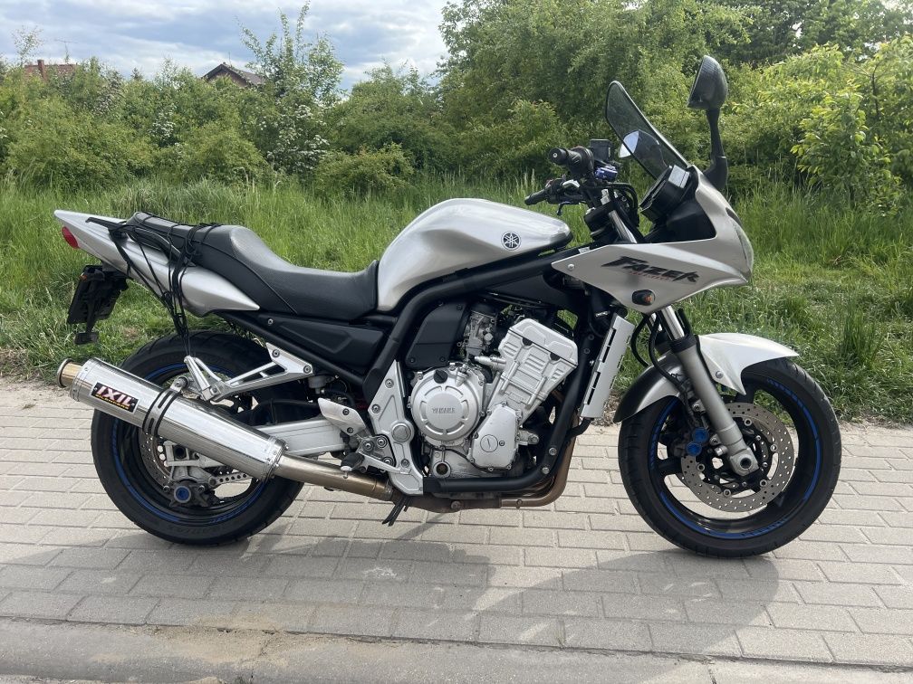 Yamaha FZS 1000 Fazer – 2005 r., stan bardzo dobry – 10 600