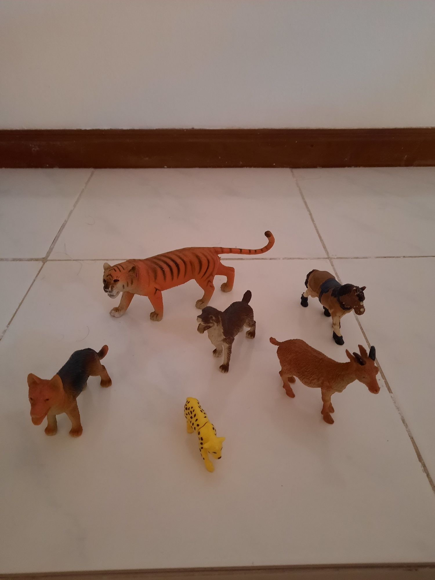 Conjunto de 6 animais de coleção