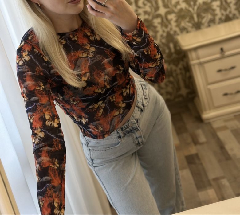 Боді,кофточки,кроп топи,юбка,рубашка,платье