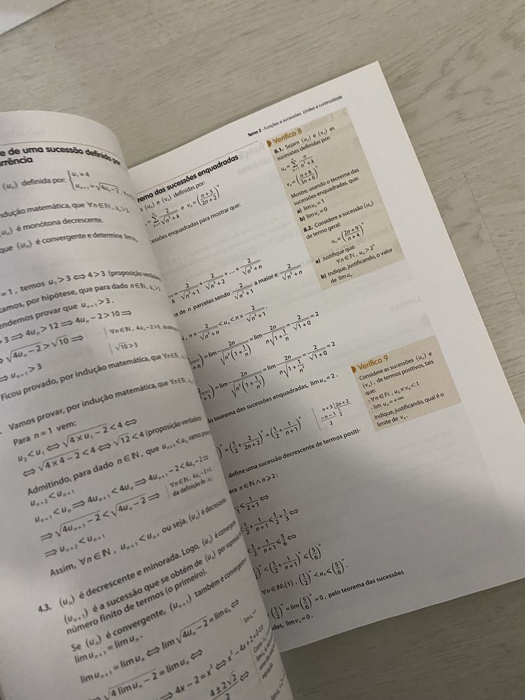 Livro de Preparação para Exame de Matemática A