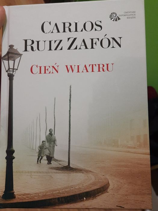 Cień Wiatru Zafon TWARDA OKŁADKA
