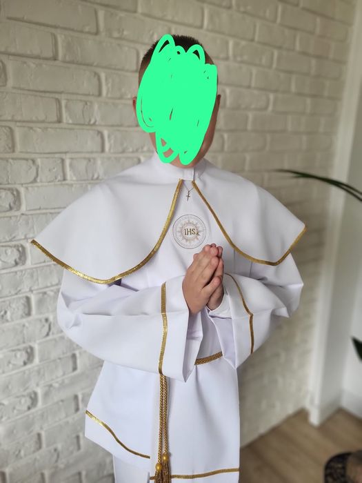 Alba komunijna, komplet z butami, spodniami oraz kapturkiem 158