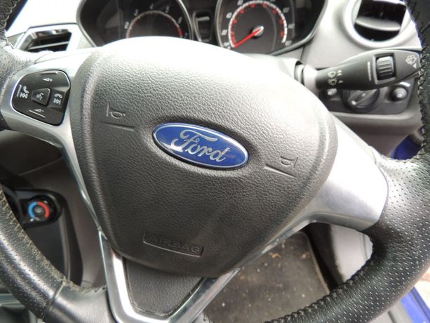 Poduszka powietrzna kierowcy Ford Fiesta ST lift &#039;16