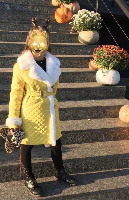 Пальто шкіряне з натуральним хутром для дівчинки