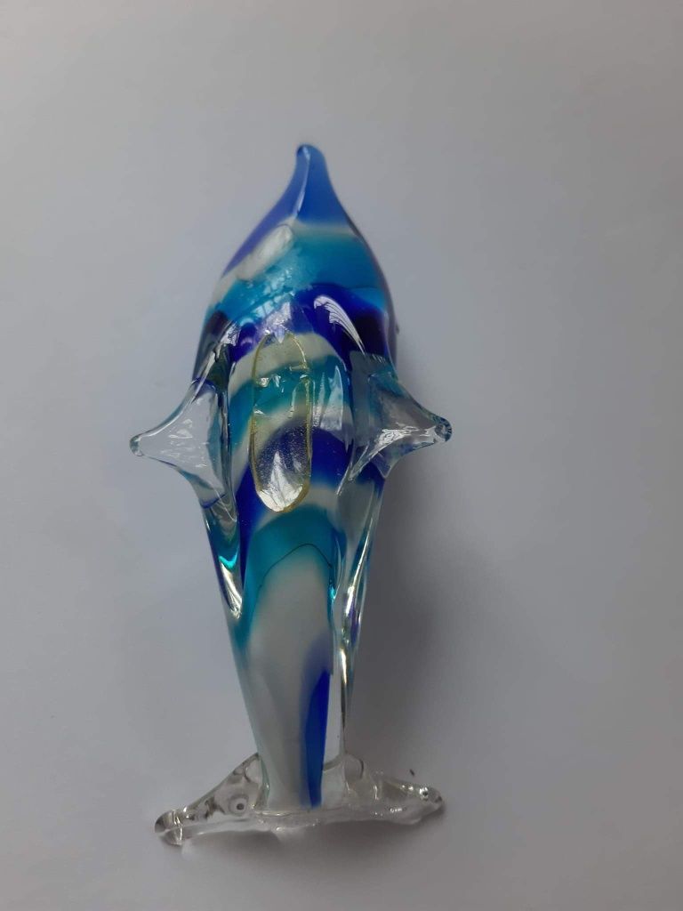 Kolorowy delfin szklany