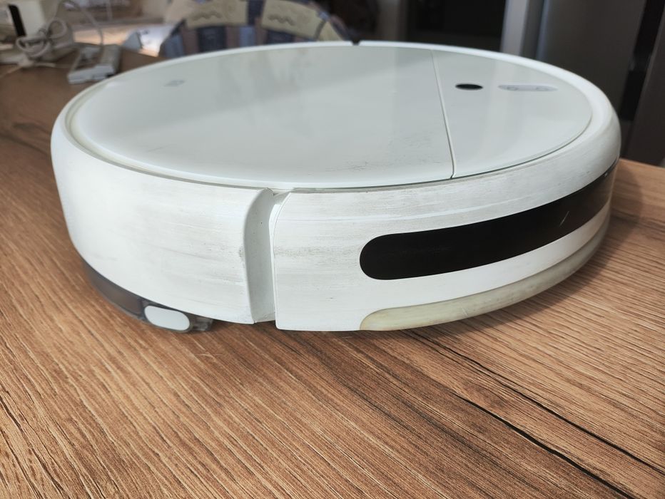 Робот - пилосос Xiaomi Mi Robot Vacuum-Mop 1С