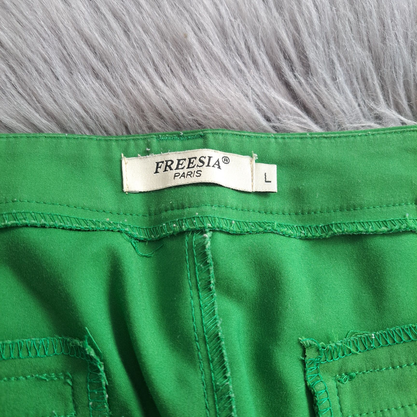 Eleganckie spodnie Freesia rozmiar L