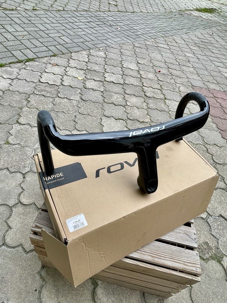 Kokpit carbonowy ROVAL Rapide 120/420