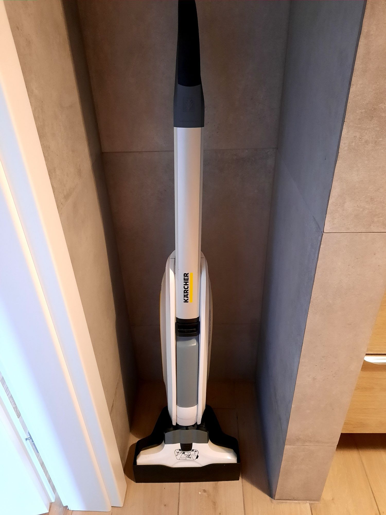 Mop elektryczny Karcher FC5 Premium Home Full bezprzewodowy opcja