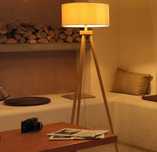 Lampa podłogowa Aigostar vintage E27 60 W beżowy, drewno