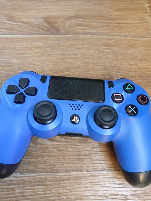 Оригинальный беспроводной геймпад Sony PlayStation/PC DualShock 4.